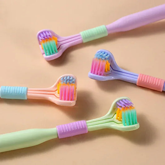 FawaQa | 3-Sided Modern Toothbrush (Random Color)
